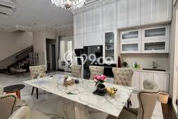 Rumah Elit Modern Siap Huni di Citraland Surabaya Rumah Elit Modern Siap Huni di Citraland Surabaya