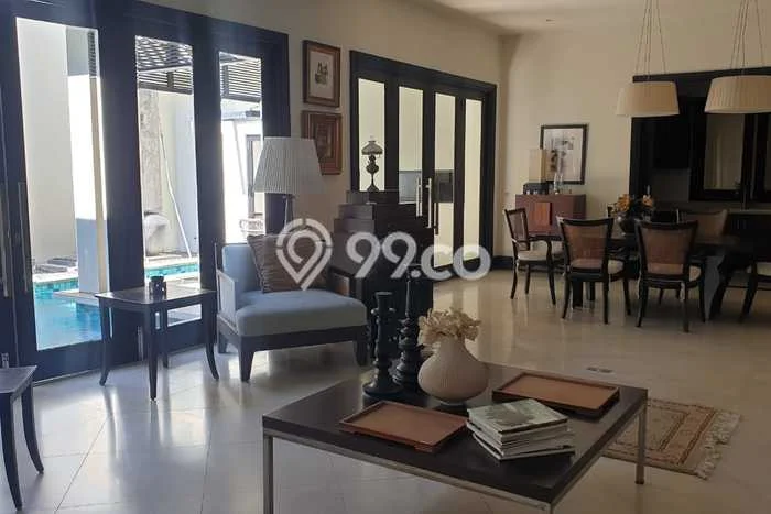 Rumah Disewakan Surabaya LT 500m2 LB 600m2 Kawasan Graha Rumah Disewakan Surabaya LT 500m2 LB 600m2 Kawasan Graha
