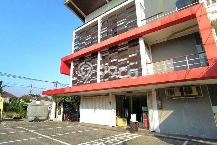 Kantor Strategis Kawasan Ketintang, Luas 470m², Area Bisnis, Akses Ketintang, Surabaya, Surabaya Kantor Strategis Kawasan Ketintang, Luas 470m², Area Bisnis, Akses Ketintang, Surabaya, Surabaya