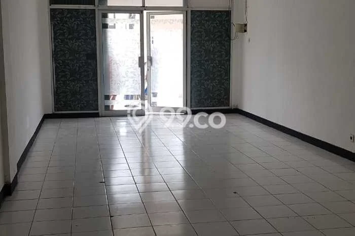 Unit Komersial Disewakan di Surabaya Kawasan Strategis Harga Kompetitif Unit Komersial Disewakan di Surabaya Kawasan Strategis Harga Kompetitif