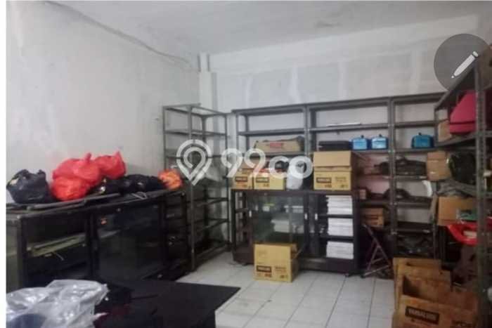 Ruko untuk Disewa di Pusat Jakarta Pusat Luas Bangunan 252m2 Ruko untuk Disewa di Pusat Jakarta Pusat Luas Bangunan 252m2