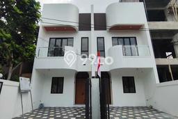 Jual Rumah Eksklusif 4 KT di Meruya, Jakarta Barat Jual Rumah Eksklusif 4 KT di Meruya, Jakarta Barat