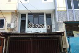 Untuk Dijual! Ruko di Jelambar Jakarta Barat LT 60m2 / LB 150m2 Kawasan Strategis Untuk Dijual! Ruko di Jelambar Jakarta Barat LT 60m2 / LB 150m2 Kawasan Strategis