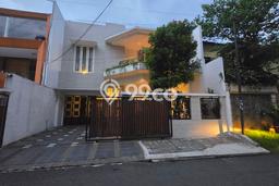 Rumah Asri di Pondok Indah, 3 KM, Free Banjir Rumah Asri di Pondok Indah, 3 KM, Free Banjir