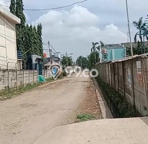 Gudang paling strategis disewakan di Sepatan Tangerang Gudang paling strategis disewakan di Sepatan Tangerang