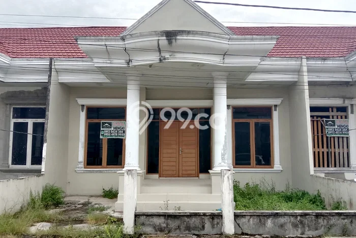 Dijual Rumah 3 Kamar Lokasi Ideal Bagus dan Strategis di Pontianak Selatan Dijual Rumah 3 Kamar Lokasi Ideal Bagus dan Strategis di Pontianak Selatan