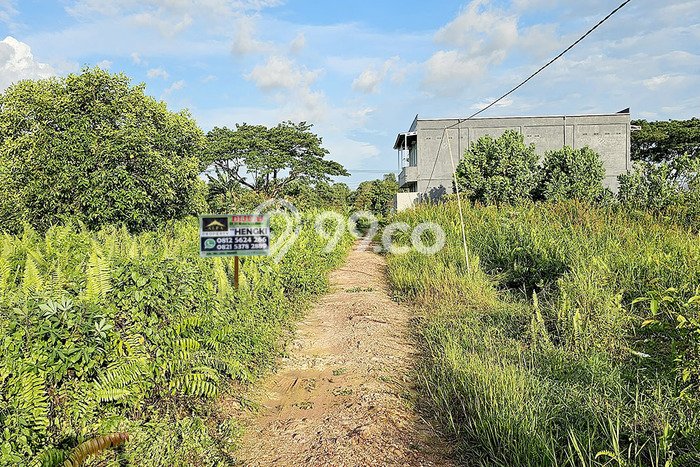 Tanah di Pontianak Selatan, Pontianak Luas 500m2 Dijual Segera Tanah di Pontianak Selatan, Pontianak Luas 500m2 Dijual Segera