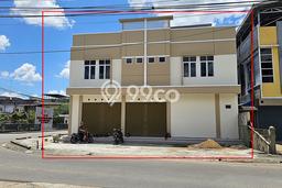Ruko Dijual di Pontianak Tenggara Pontianak dengan Luas Bangunan 338m2 Ruko Dijual di Pontianak Tenggara Pontianak dengan Luas Bangunan 338m2