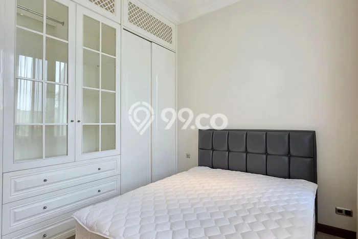 Rumah Disewakan Jakarta Selatan LT 203m2 LB 414m2 Area Kemang Rumah Disewakan Jakarta Selatan LT 203m2 LB 414m2 Area Kemang