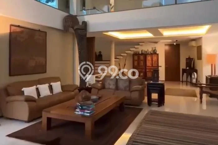 Disewakan Cepat Rumah Kondisi Baik di Area Cilandak, Jakarta Selatan Disewakan Cepat Rumah Kondisi Baik di Area Cilandak, Jakarta Selatan