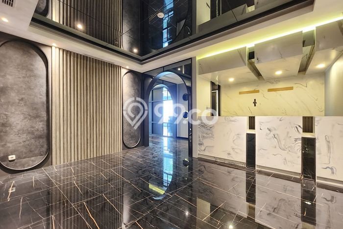 Unit Kantor Dijual di Jakarta Selatan LT 561m2 & LB 561m2 Unit Kantor Dijual di Jakarta Selatan LT 561m2 & LB 561m2