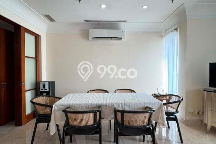 Apartemen Sewa 3 Kamar Murah Siap Huni di Jakarta Selatan, Luas 245m2 Apartemen Sewa 3 Kamar Murah Siap Huni di Jakarta Selatan, Luas 245m2