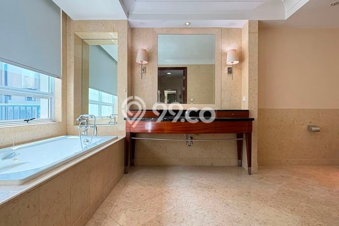 Apartemen Strategis 245m2 di Pakubuwono Jakarta Selatan 3 KT Apartemen Strategis 245m2 di Pakubuwono Jakarta Selatan 3 KT