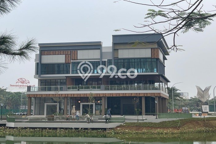 Ruko Kawasan Summarecon Bekasi, Luas 189m², Mainroad, Area Ramai Ruko Kawasan Summarecon Bekasi, Luas 189m², Mainroad, Area Ramai