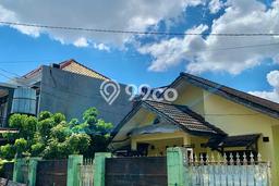Hunian Elit LB 150m2 Siap Pakai Desain Elegan di Simprug, Jakarta Selatan Hunian Elit LB 150m2 Siap Pakai Desain Elegan di Simprug, Jakarta Selatan