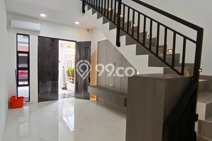 PROPERTI PILIHAN! Rumah Nyaman di Batam Centre, LT 90m2m² Bangunan 110m2m² PROPERTI PILIHAN! Rumah Nyaman di Batam Centre, LT 90m2m² Bangunan 110m2m²