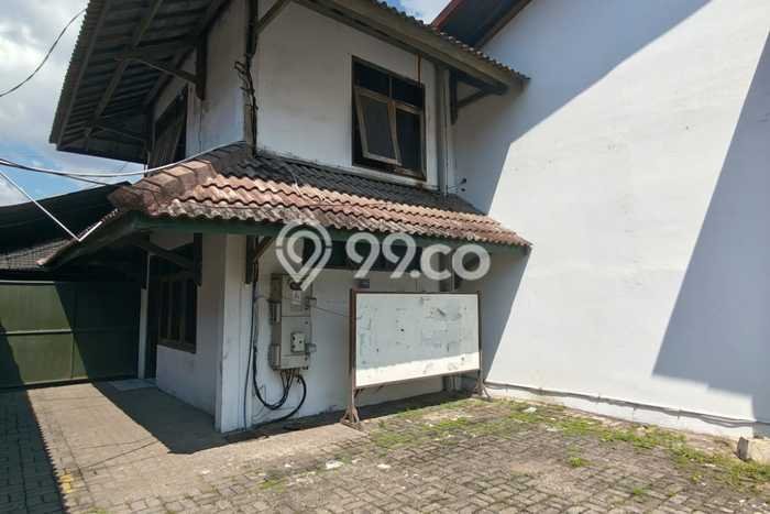Disewakan Gudang di Kawasan Ramai Tugurejo Luas 3800m2 Disewakan Gudang di Kawasan Ramai Tugurejo Luas 3800m2