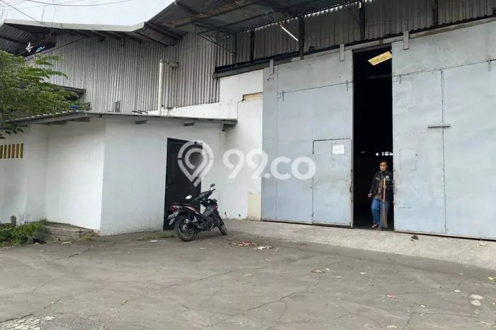 Unit Gudang Paling Strategis di Pulo Gadung Jakarta Timur dengan LB 1200m2 Unit Gudang Paling Strategis di Pulo Gadung Jakarta Timur dengan LB 1200m2