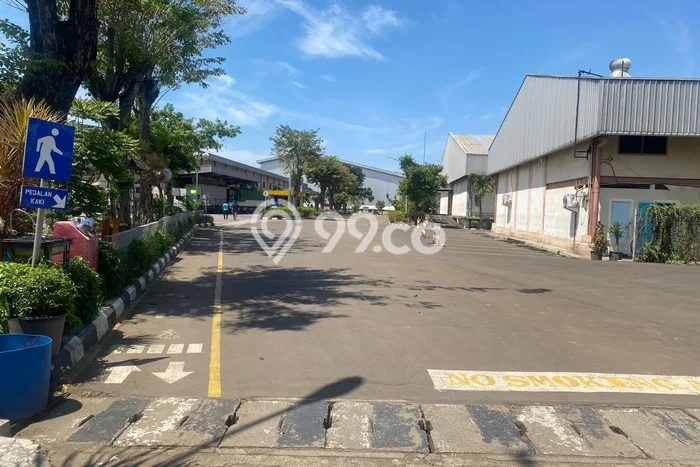 Gudang untuk disewa di Cakung punya LT 1800m2 & LB 1800m2 harga sewa kompetitif Gudang untuk disewa di Cakung punya LT 1800m2 & LB 1800m2 harga sewa kompetitif