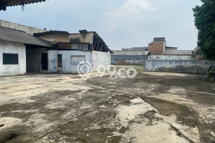 Tanah Dijual Lokasi Jatinegara, Jakarta Timur Luas 1945m2 Legalitas Aman Tanah Dijual Lokasi Jatinegara, Jakarta Timur Luas 1945m2 Legalitas Aman