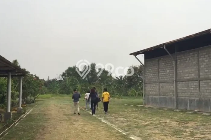 Untuk Dijual! Pabrik di Kalideres Jakarta Barat LT 43000m2 / LB 10000m2 Kawasan Bisnis Untuk Dijual! Pabrik di Kalideres Jakarta Barat LT 43000m2 / LB 10000m2 Kawasan Bisnis