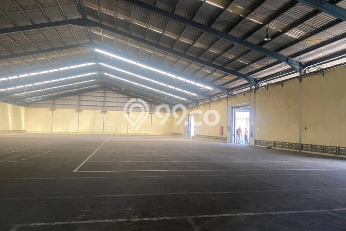 Gudang untuk disewa di Cakung punya LT 1800m2 & LB 1800m2 harga sewa kompetitif Gudang untuk disewa di Cakung punya LT 1800m2 & LB 1800m2 harga sewa kompetitif