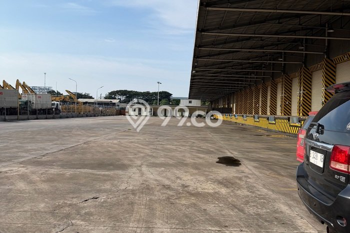 Gudang Disewakan di Area Ramai Cakung, Jakarta Timur Gudang Disewakan di Area Ramai Cakung, Jakarta Timur