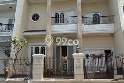 Siap Huni Rumah Mewah 3 Kamar di Kelapa Gading Dekat ke Mana Saja Siap Huni Rumah Mewah 3 Kamar di Kelapa Gading Dekat ke Mana Saja