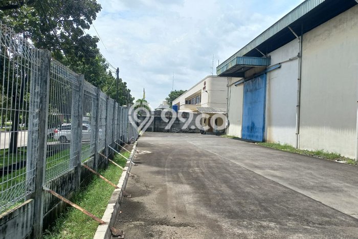 Gudang Disewa di Bekasi dengan LB 4200m2 Area Komersial Ramai Gudang Disewa di Bekasi dengan LB 4200m2 Area Komersial Ramai