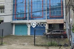 Ruko Dijual di Kebon Jeruk LT 120m2, LB 250m2 Solusi Investasi Cerdas Ruko Dijual di Kebon Jeruk LT 120m2, LB 250m2 Solusi Investasi Cerdas