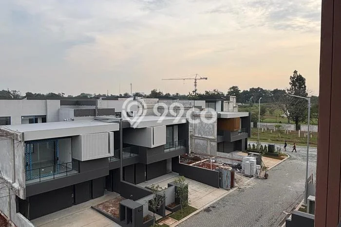 Dijual Rumah Premium dengan Fasilitas Sekitar Komplit di Sawangan, Depok Dijual Rumah Premium dengan Fasilitas Sekitar Komplit di Sawangan, Depok