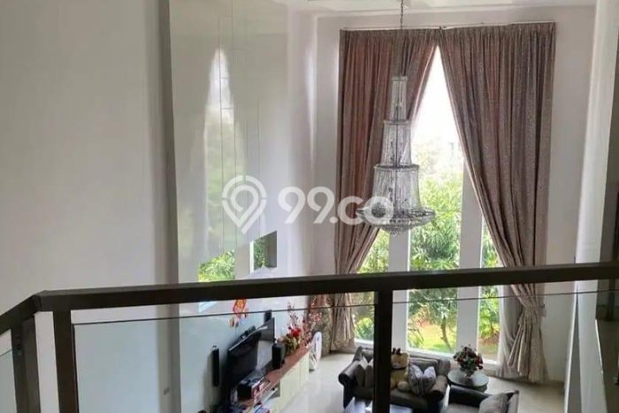 Rumah Elit Modern Tanpa Renovasi di Pantai Indah Kapuk Jakarta Utara Rumah Elit Modern Tanpa Renovasi di Pantai Indah Kapuk Jakarta Utara