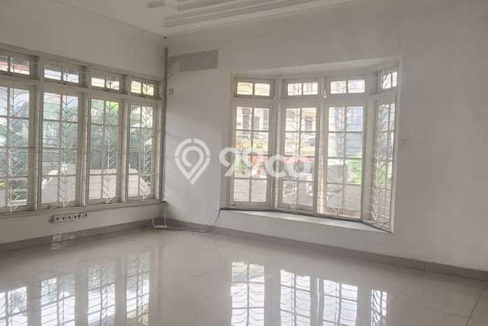 LOKASI STRATEGIS! Rumah di Pluit, Akses ke Stasiun, 4 KM, Luas 363m² LB 500m² LOKASI STRATEGIS! Rumah di Pluit, Akses ke Stasiun, 4 KM, Luas 363m² LB 500m²