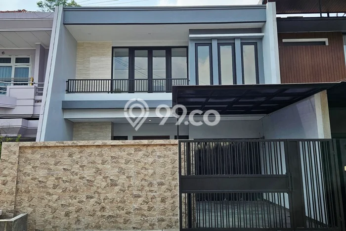 Sewa Rumah Murah di Green garden Jakarta Barat dengan 3 KT Sewa Rumah Murah di Green garden Jakarta Barat dengan 3 KT