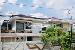 For Sale! Premium House LT 300m2 Desain Elegan di Green garden For Sale! Premium House LT 300m2 Desain Elegan di Green garden