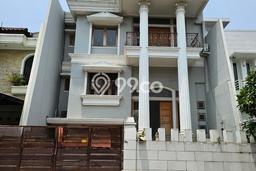 Hunian Mewah LB 400m2 Siap Huni Desain Elegan di Permata Buana, Jakarta Barat Hunian Mewah LB 400m2 Siap Huni Desain Elegan di Permata Buana, Jakarta Barat