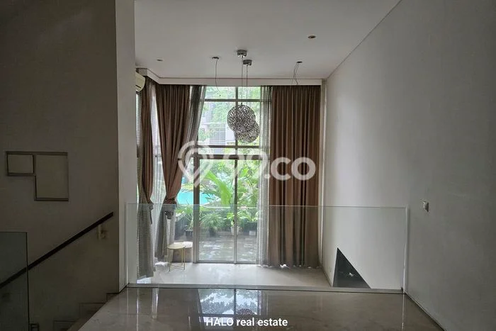 Hunian Mewah LB 360m2 Siap Huni Desain Elegan di Kedoya, Jakarta Barat Hunian Mewah LB 360m2 Siap Huni Desain Elegan di Kedoya, Jakarta Barat