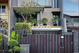 Ready to Use! Premium House LT 160m2 Desain Elegan di Permata Buana Ready to Use! Premium House LT 160m2 Desain Elegan di Permata Buana