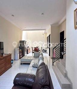 Rumah Luxury Modern Tanpa Renovasi di Permata Buana Jakarta Barat Rumah Luxury Modern Tanpa Renovasi di Permata Buana Jakarta Barat