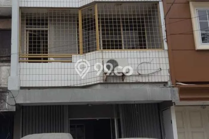 Untuk Dijual! Ruko di Green garden Jakarta Barat LT 100m2 / LB 270m2 Kawasan Bisnis Untuk Dijual! Ruko di Green garden Jakarta Barat LT 100m2 / LB 270m2 Kawasan Bisnis