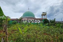 Tanah Dijual Lokasi Sawangan, Depok dengan Luas Tanah 1368m2 dan Status SHM Tanah Dijual Lokasi Sawangan, Depok dengan Luas Tanah 1368m2 dan Status SHM