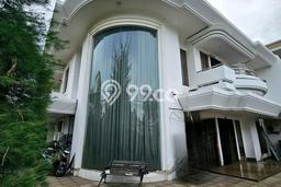 Hunian Super Mewah dengan Akses Paling Strategis di Green Garden, Jakarta Barat Hunian Super Mewah dengan Akses Paling Strategis di Green Garden, Jakarta Barat