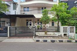 For Sale! Premium House LT 136m2 Desain Modern di Permata Buana For Sale! Premium House LT 136m2 Desain Modern di Permata Buana