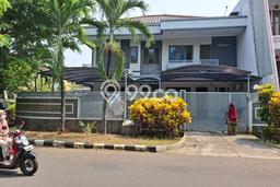 Ready to Use! Premium House LT 266m2 Desain Modern di Permata Buana Ready to Use! Premium House LT 266m2 Desain Modern di Permata Buana