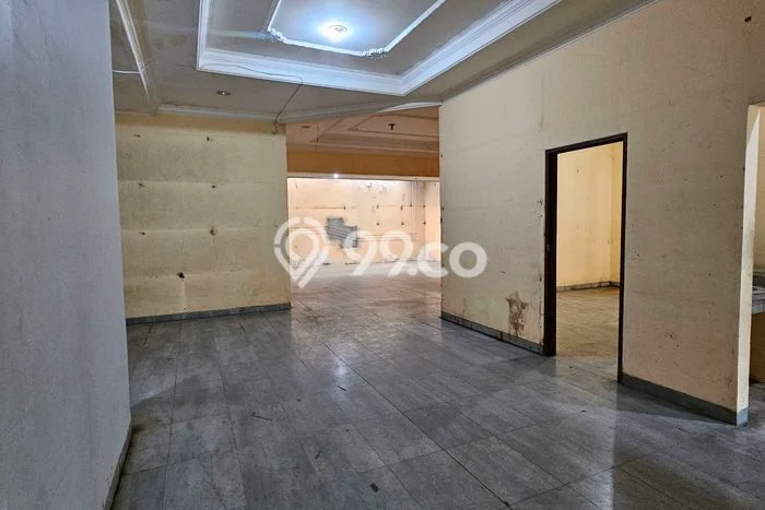 Dijual Rumah Mewah Megah Dengan View Eksklusif di Intercon, Jakarta Barat Dijual Rumah Mewah Megah Dengan View Eksklusif di Intercon, Jakarta Barat