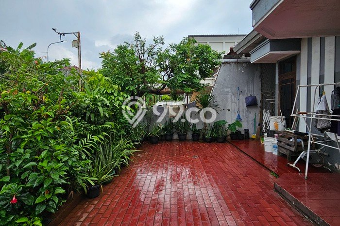 Dijual Rumah Luas Elegan Dengan View Cantik di Intercon, Jakarta Barat Dijual Rumah Luas Elegan Dengan View Cantik di Intercon, Jakarta Barat