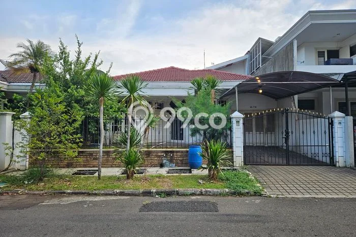 Ready to Use! Luxury House LT 275m2 Desain Elegan di Intercon Ready to Use! Luxury House LT 275m2 Desain Elegan di Intercon