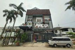 For Sale! Premium House LT 450m2 Desain Elegan di Green garden For Sale! Premium House LT 450m2 Desain Elegan di Green garden
