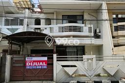 Ready to Use! Luxury House LT 144m2 Desain Elegan di Green garden Ready to Use! Luxury House LT 144m2 Desain Elegan di Green garden