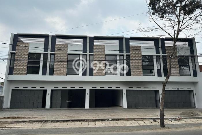 Ruko Dijual di Cimahi Utara LT 100m2, LB 142m2 Solusi Investasi Cerdas Ruko Dijual di Cimahi Utara LT 100m2, LB 142m2 Solusi Investasi Cerdas